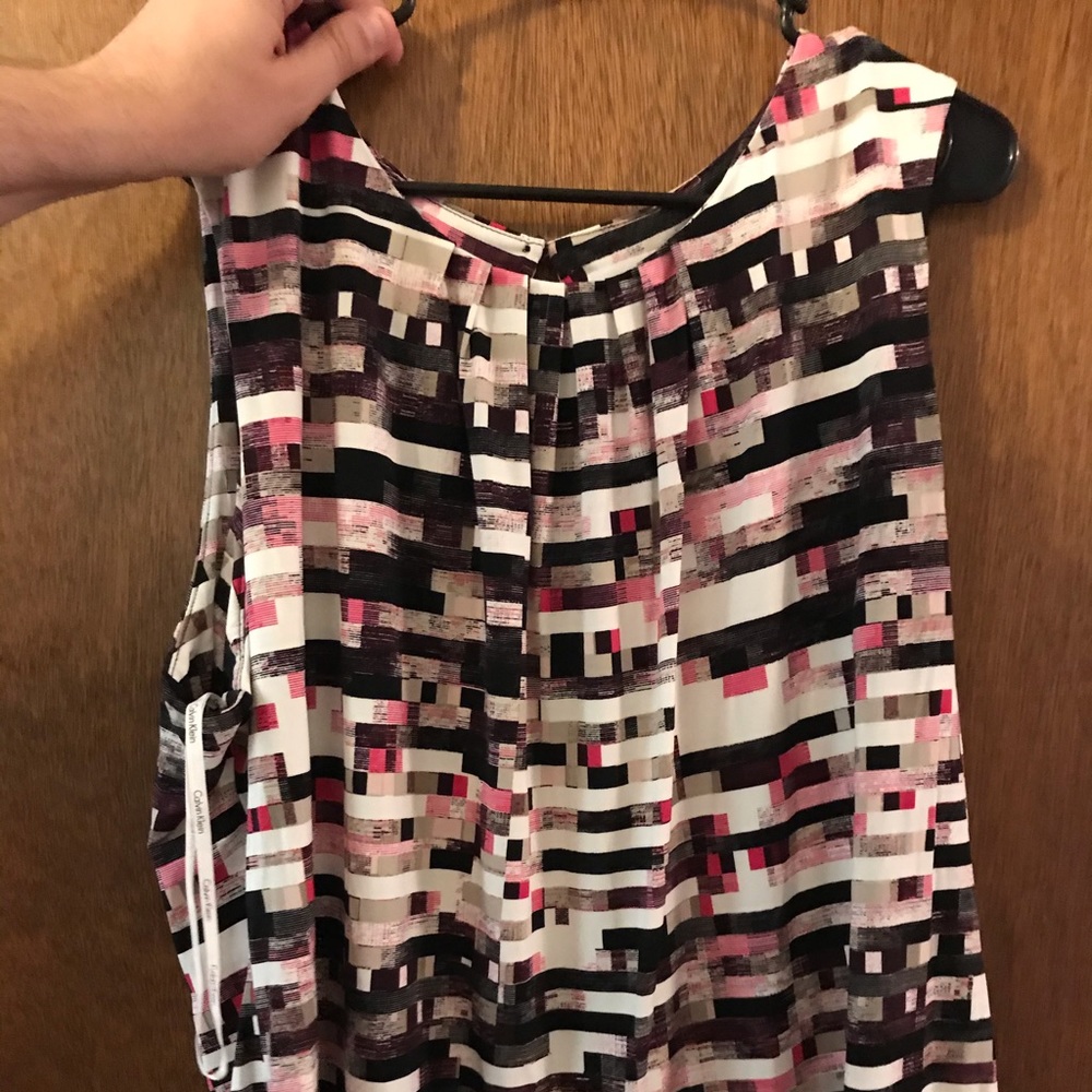 Calvin Klein 3X Sleeveless Geometric Print Top